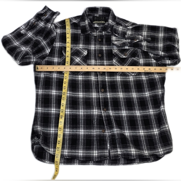 Jachs Men's Black and White Flannel Plaid Button Down Shirt. Xl - Picture 3 of 7